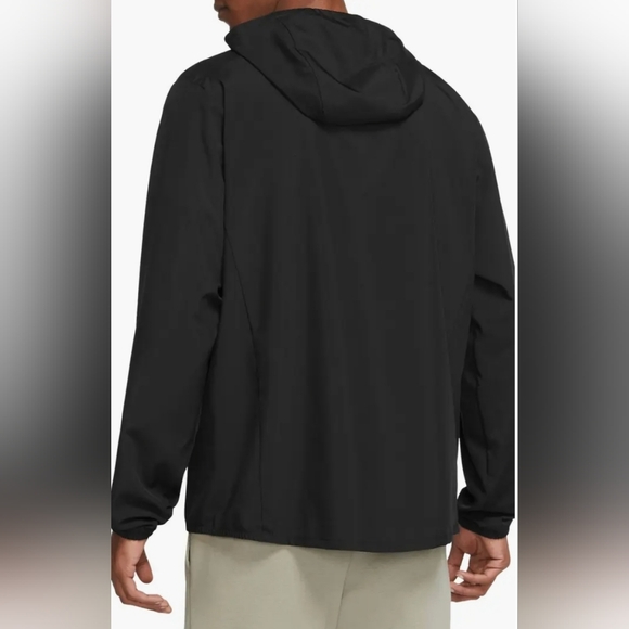Nike Form Dri-FIT Hooded Versatile Jacket - Black Size Medium NWT! - Picture 4 of 11